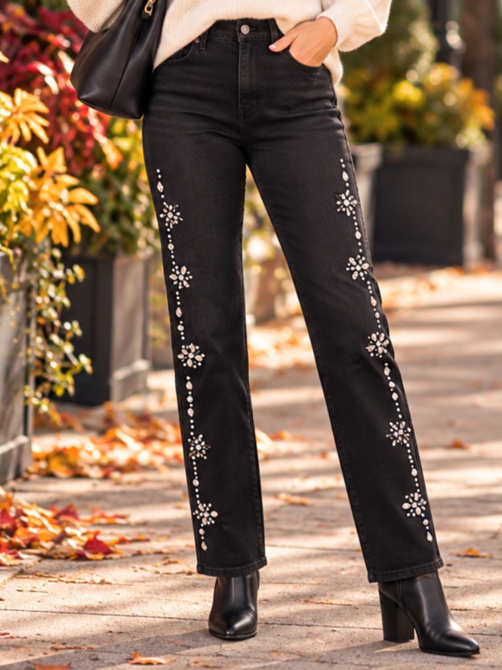DG2 Diane Gilman Black Crystal Embellished New Classic Stretch Jeans Size 4 NWT